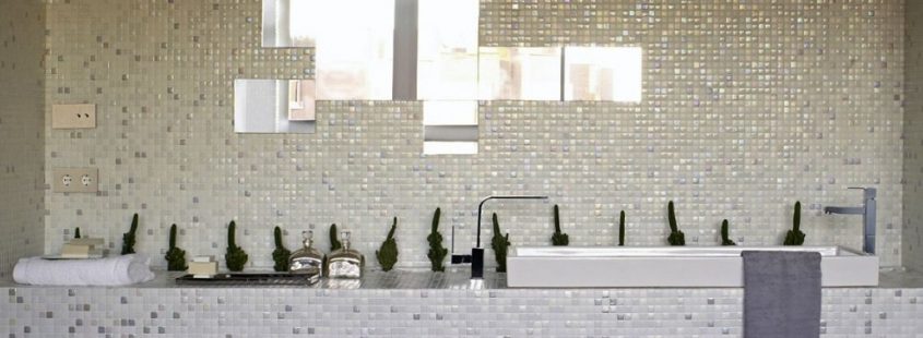 Bathroom tiles inspiration and ideas